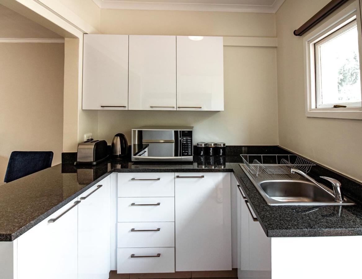 Villa Via Executive Suites With Power Back-Up Sandton Extérieur photo