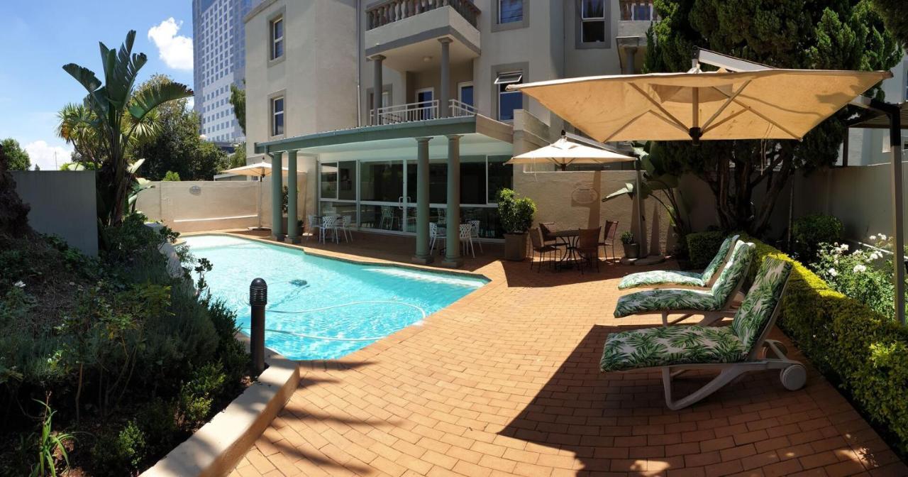 Villa Via Executive Suites With Power Back-Up Sandton Extérieur photo